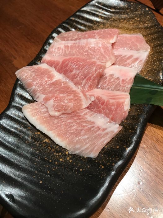 黄金六两猪颈肉