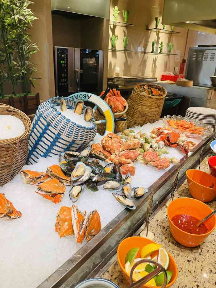 咖啡苑自助餐厅(中国大饭店店)
