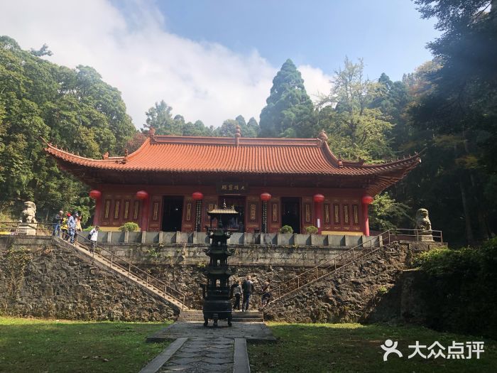 庐山黄龙寺图片