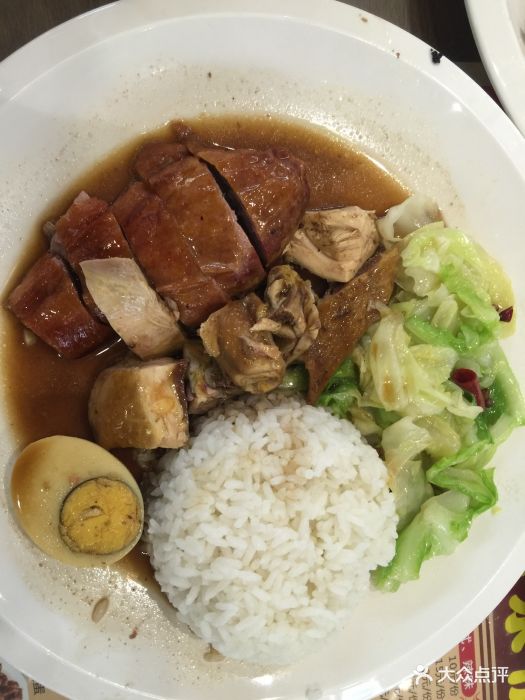 烧鸭拼卤鸡饭