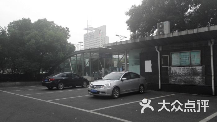 无锡站南广场停车场停车场图片 - 第4张
