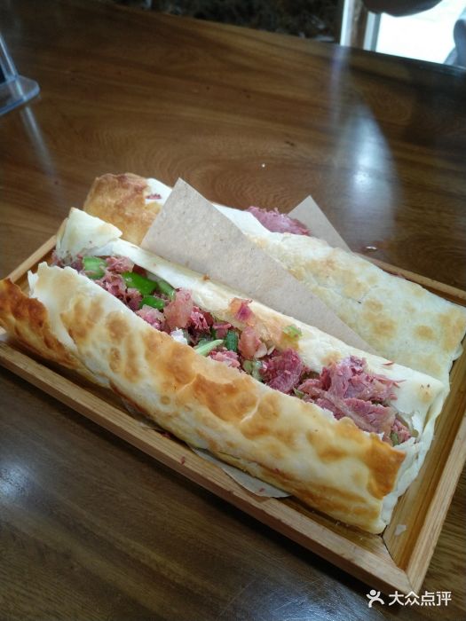 驴肉火烧