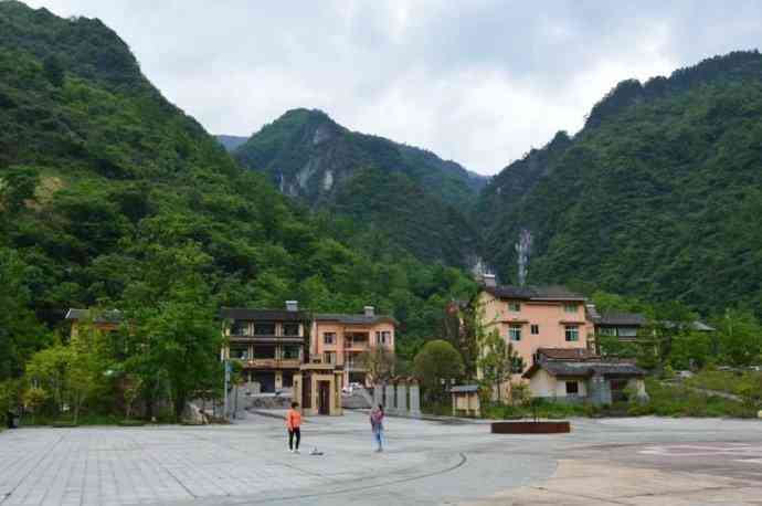 亢谷景区-"亢谷风景区位于重庆市城口县,说实话,以前.