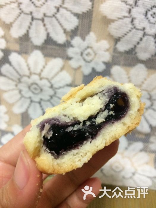 法式月饼蓝莓味