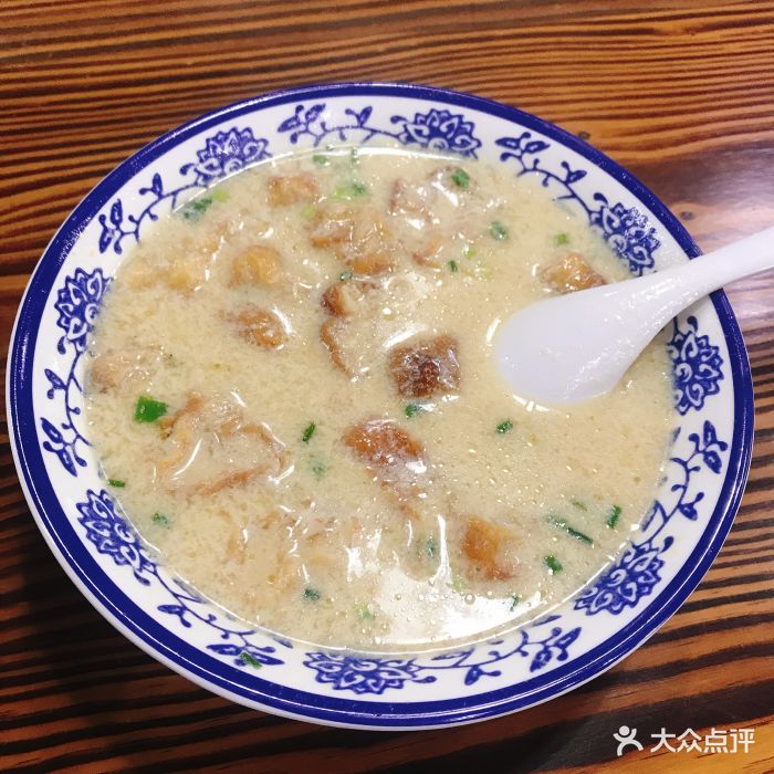 嗲来兮夜市大饼油条咸豆浆图片