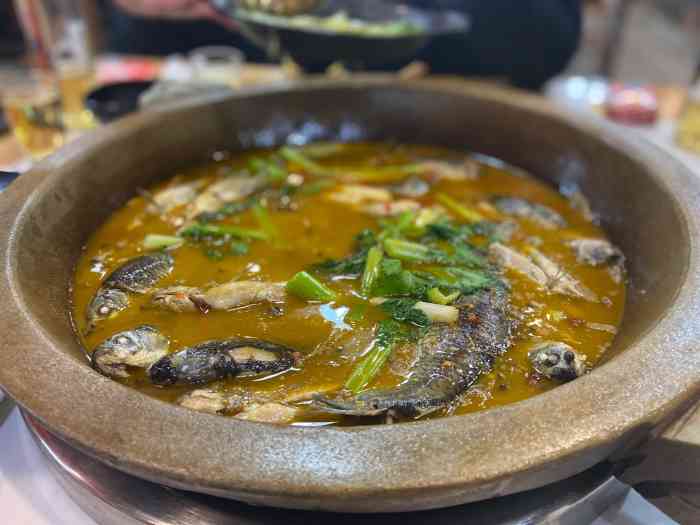 三叶仔石锅土鲫鱼(大渡口店)