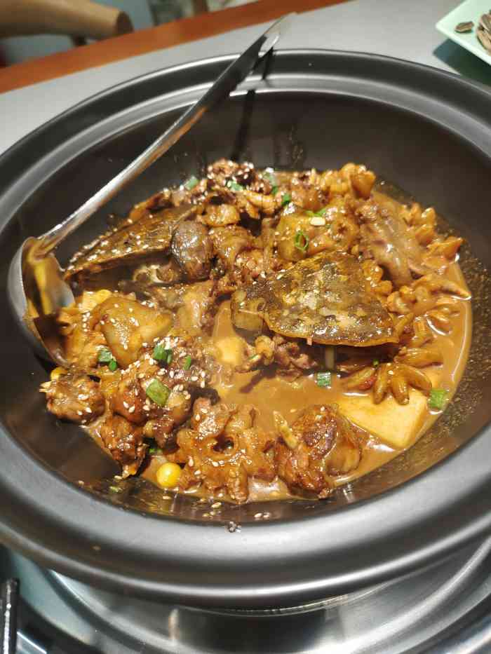 金元甲甲鱼馆(建业五栋店"店铺很明显,红色招牌黄色字!就是需要提.