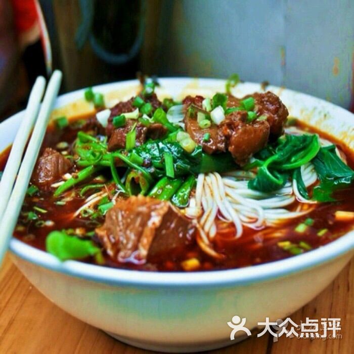 溢香双椒牛肉面(虎石台连锁店)图片 - 第1张