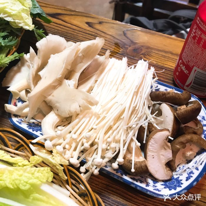 老铜锅涮羊肉蘑菇拼盘图片 第55张