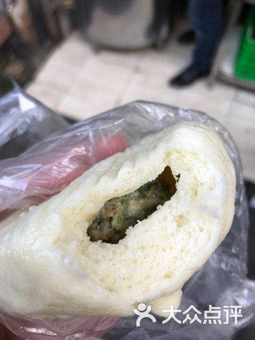 荠菜肉包