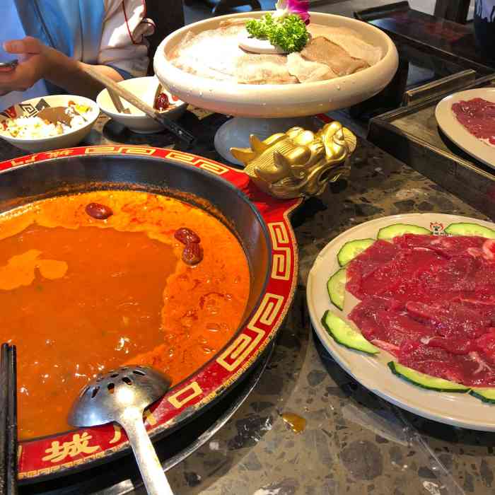 椒香城门口老火锅(永泰店)