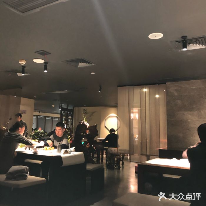 江南雅厨(泰华商城店)大堂图片