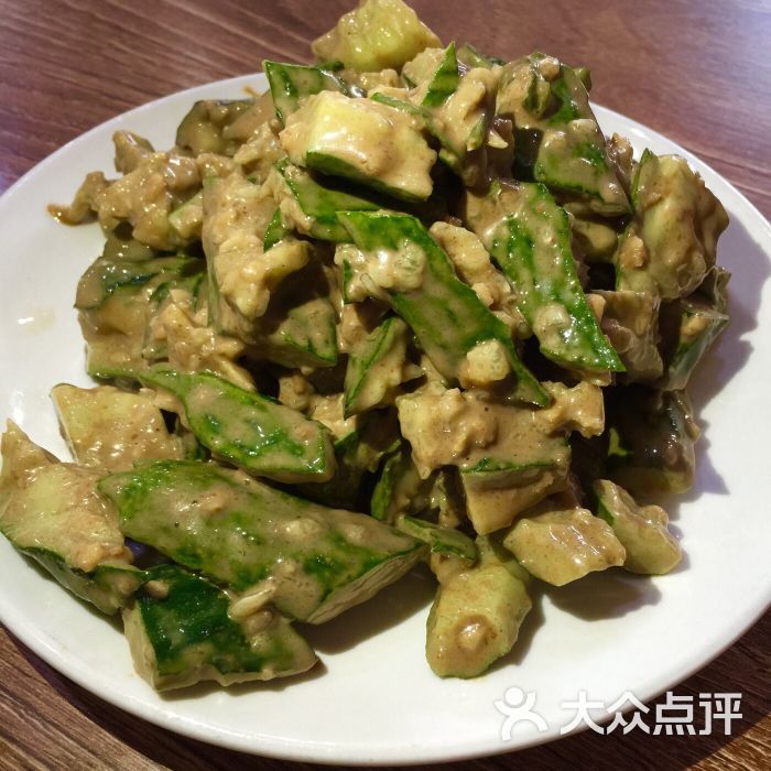 麻酱拌黄瓜中华鲟黄鱼图片