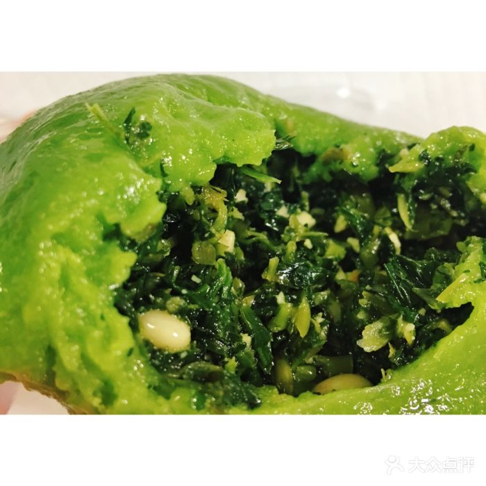 王家沙点心店(南京西路总店)马兰头青团图片 - 第9816张
