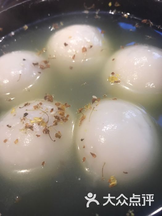 桂花芝麻汤圆