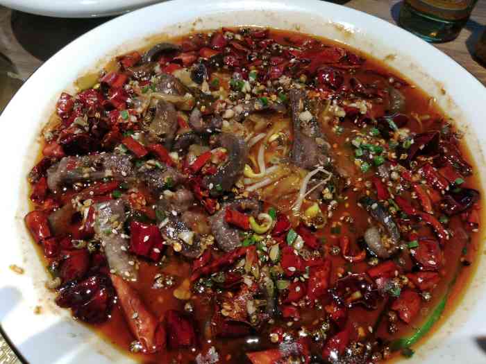 鑫鑫毛血旺-"超级难吃,金针菇超级油,糖醋里脊全是面