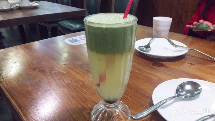 奇异果青麦汁