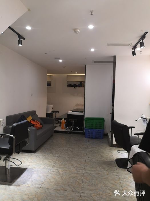 丽锦护肤造型(世豪店)图片