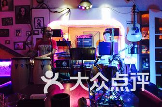 重庆酒吧排名_重庆辰色酒吧(3)