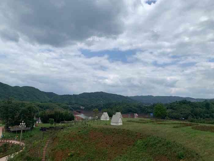 龙湖水香-"景区在纳溪区上马镇 紧邻桃花坞进景区公.