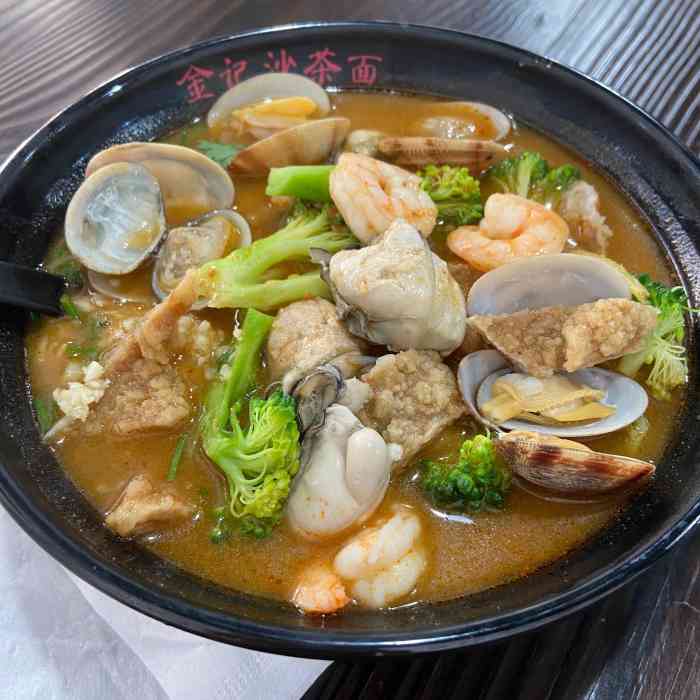 金记沙茶面(晋江店)-"朋友推荐,据说泉州的金记沙茶面天天排队.