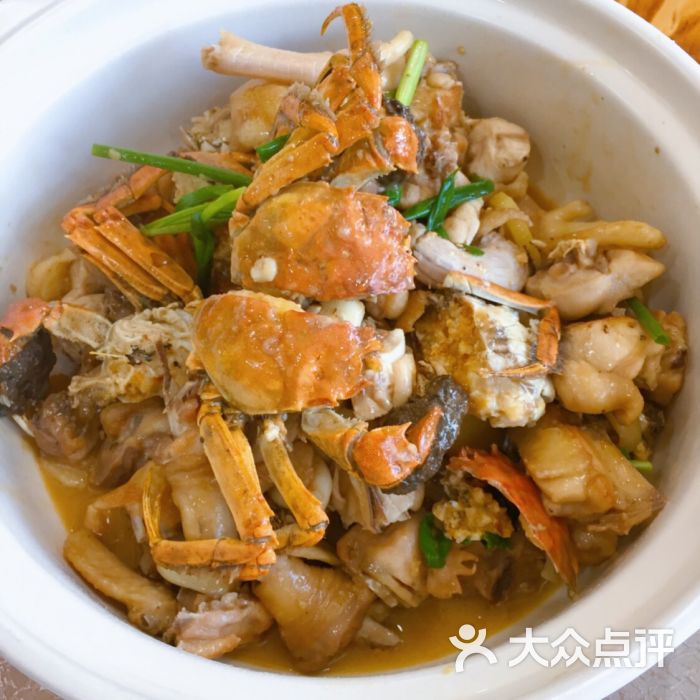 大闸蟹炆英德扇鸡