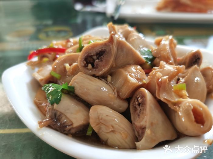 一品味美食园(海甸四西路店)猪剑肠凉菜图片