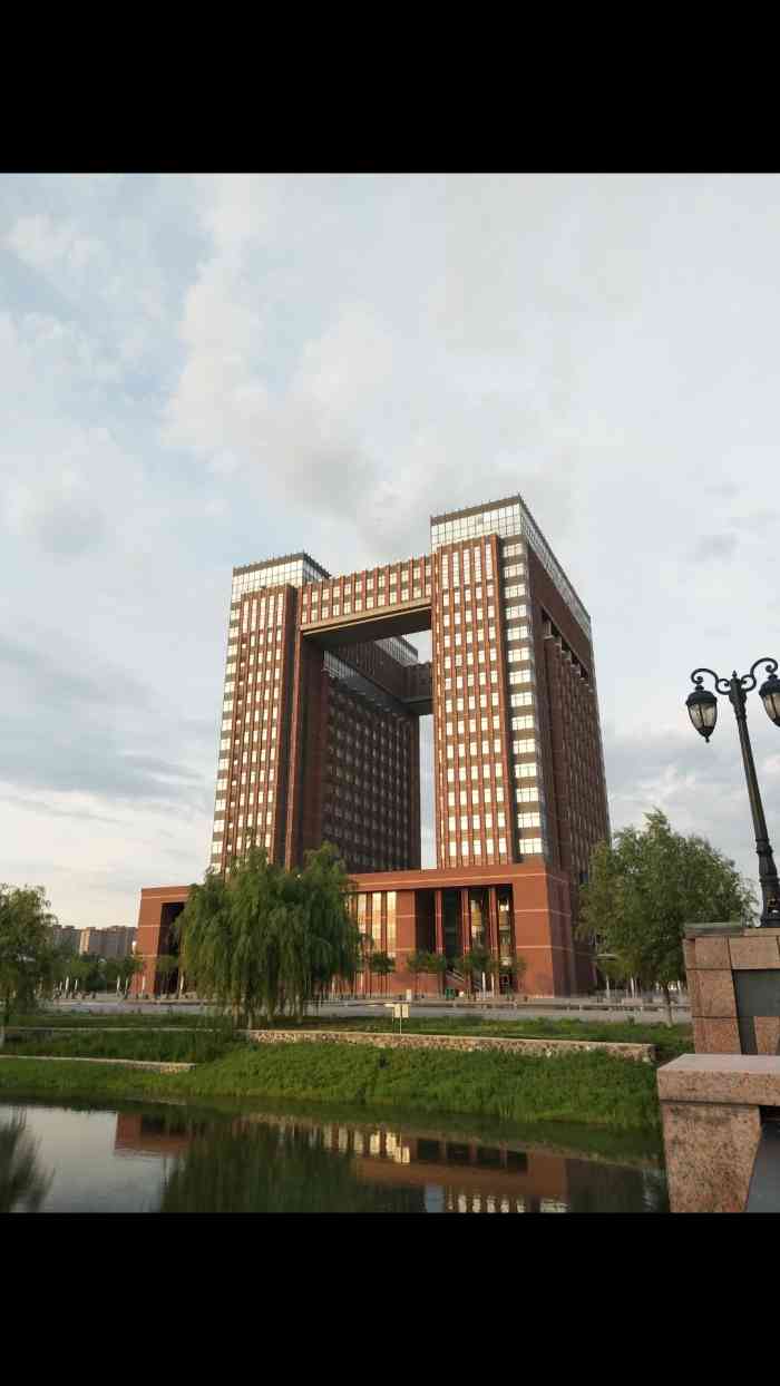 中国医科大学图书馆