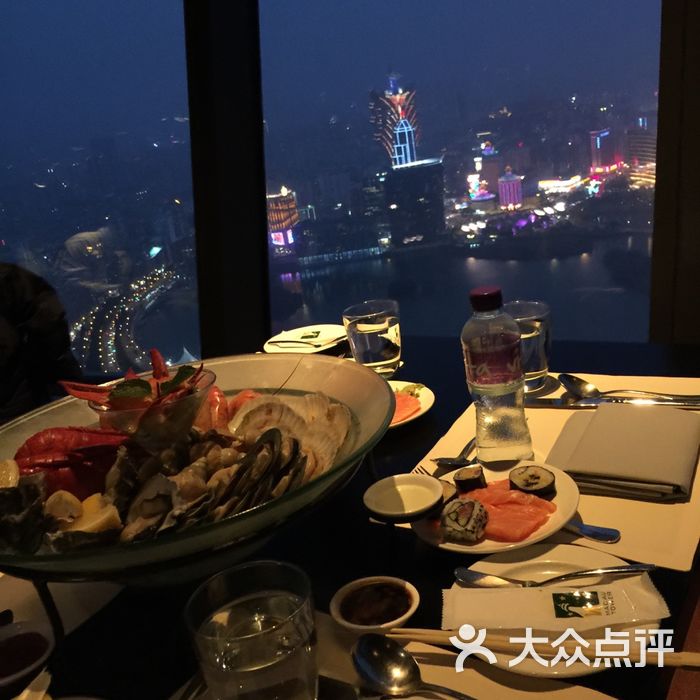 澳门旅游塔360°旋转餐厅图片-北京自助餐-大众点评网