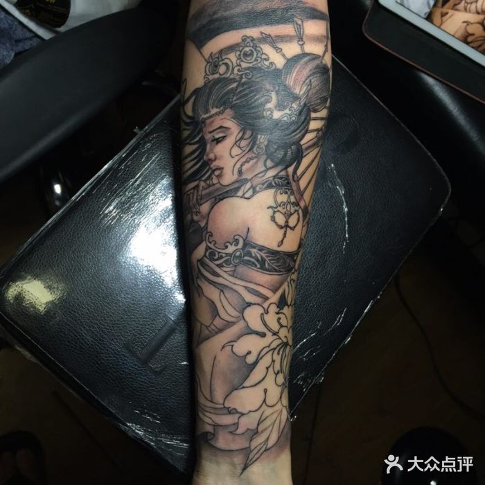 凡刻纹身工作室tattoo studio人物 艺妓图片 - 第1张