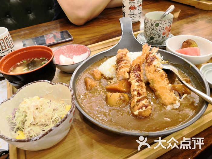 黄金炸虾咖喱饭