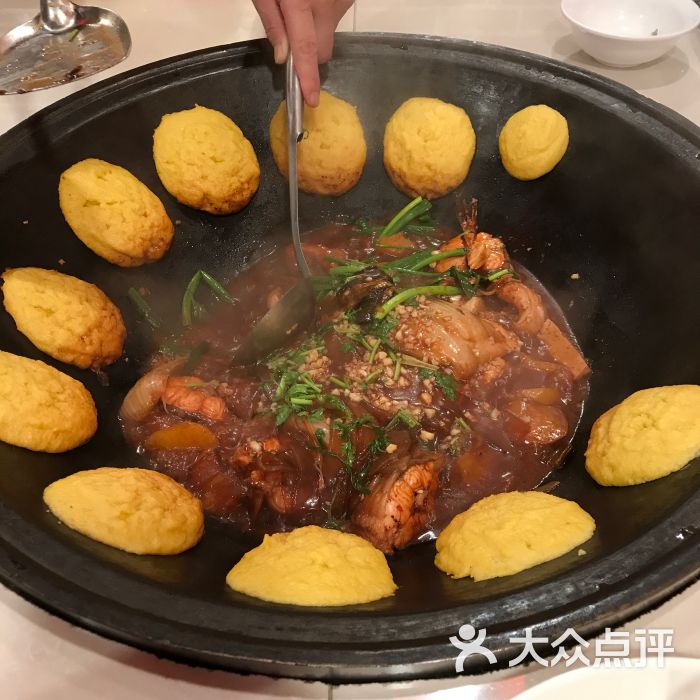 王老六铁锅炖鱼(江西路店)鱼锅饼子图片 - 第463张