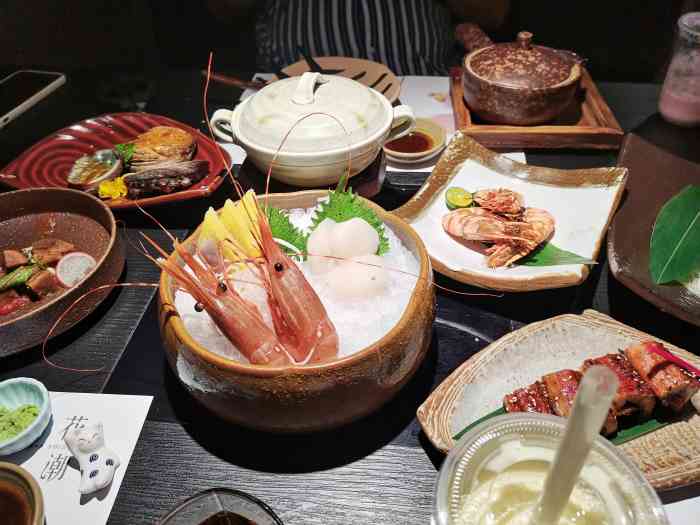 花潮日料艺食馆(成都万象城店)-"成都的日料自助吃了