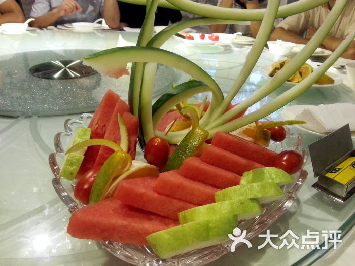 广州渔民新村酒店早茶_东南早报功夫早茶今天_海逸海鲜酒店早茶(3)