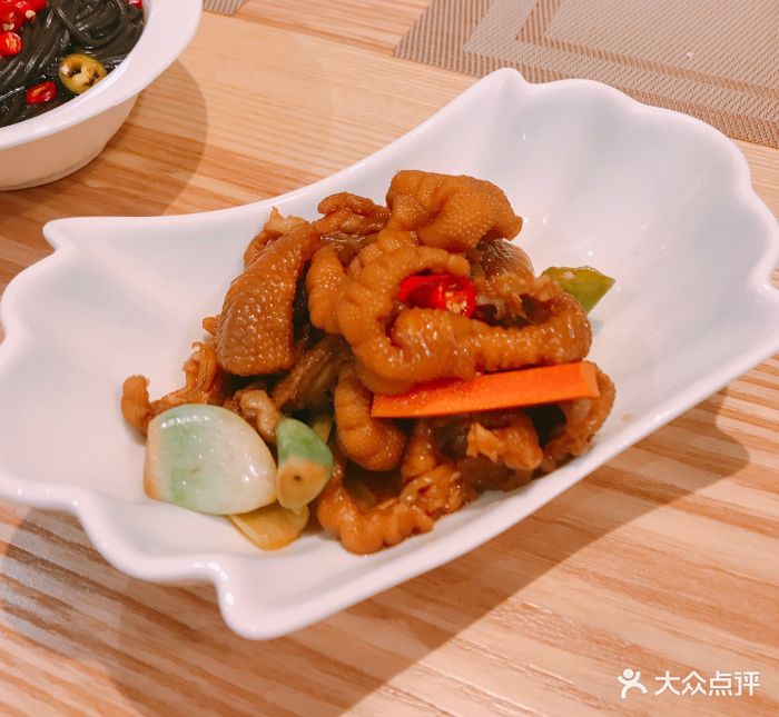腊八蒜凤爪