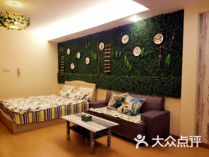 白其艺术公寓(成都龙湖时代天街店)-图片-郫县