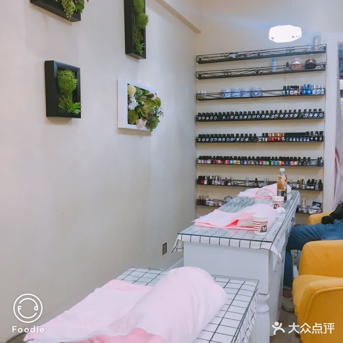 a 专业美甲美睫(杨浦区一店)店内环境图片