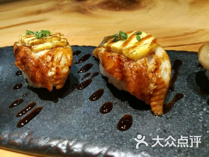 鹅肝手握