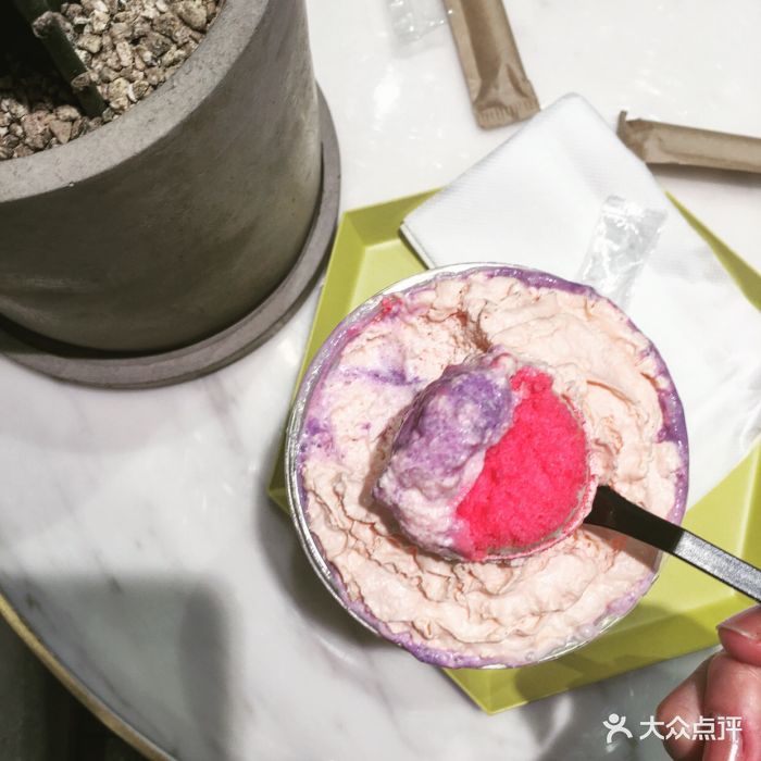 紫薯马卡龙鲜奶
