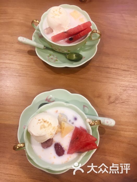 青巴愣:位置:海口灵山绿地城商场1楼,.海口美食