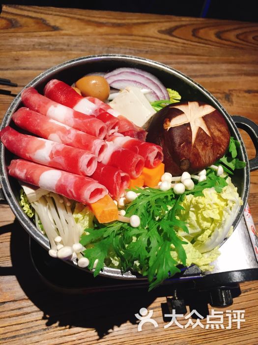 牛肉寿喜烧