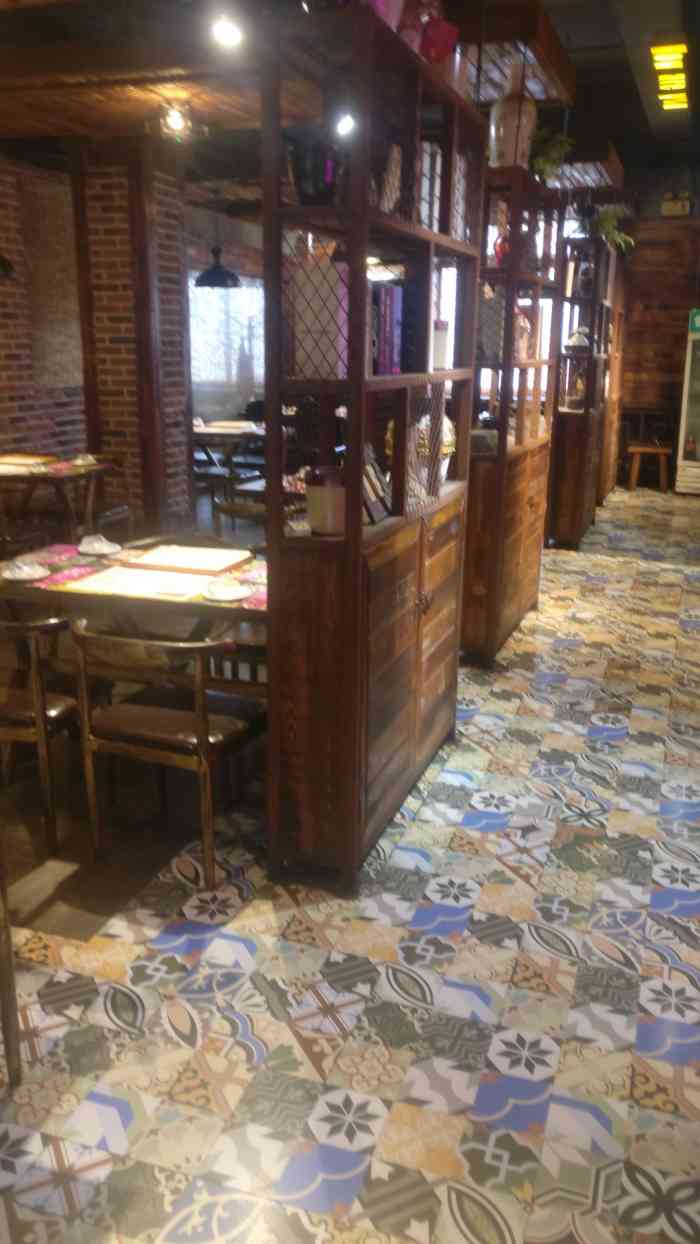 张二爷蒜香烤鱼(大连西安路店)