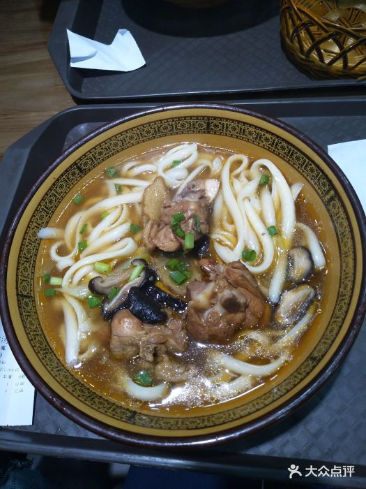 香菇鸡块面