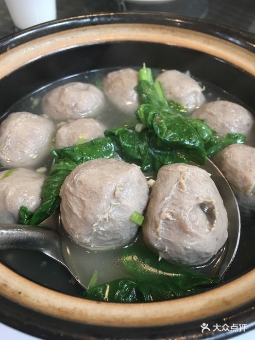 大方家惠来菜牛肉丸煲图片 - 第1张