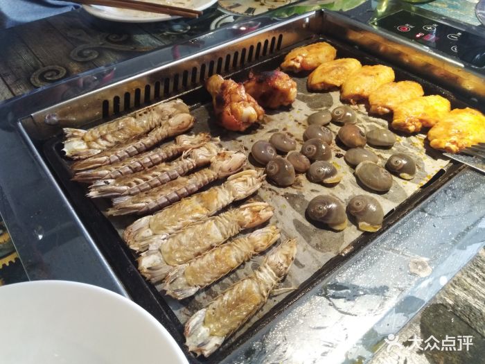 烤工厂海鲜牛排烤肉自助(红光店)皮皮虾图片 第13张