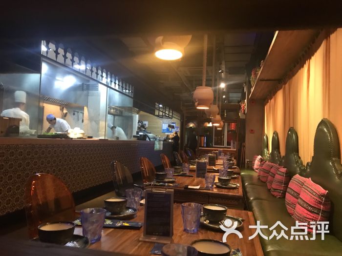 纳瓦新疆美食(新淮海坊店)大堂图片 第1张