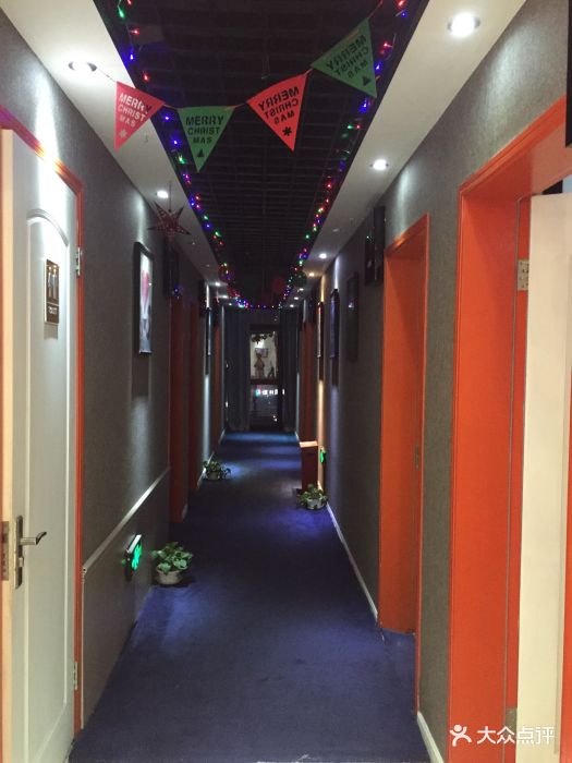 小满私人影院(天一店)