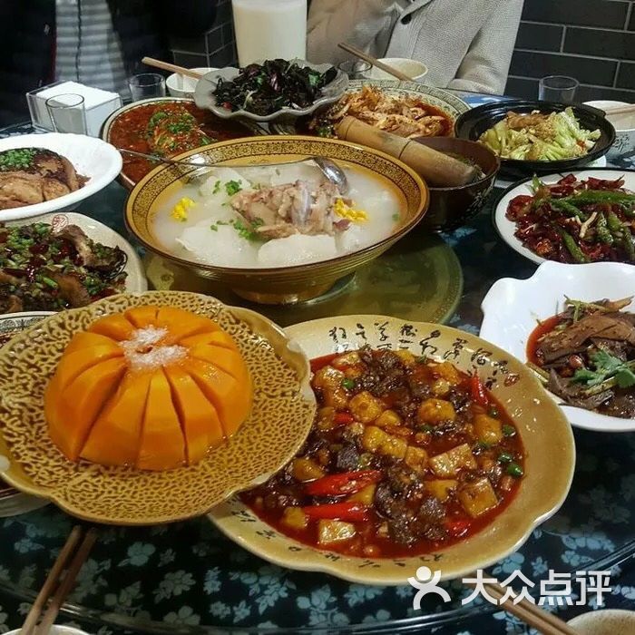 人民食堂土碗菜