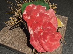 薄切牛舌