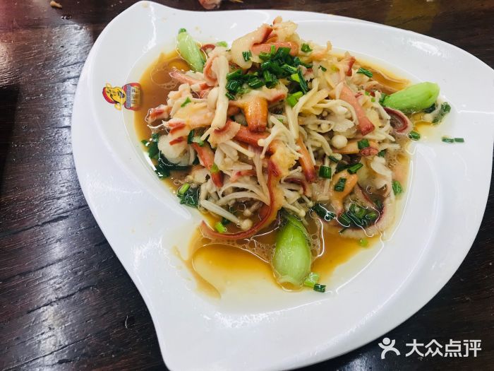 老福鼎传统菜北极贝炒金针菇图片